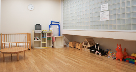 Nursery Room (1F)