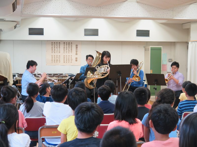 金管重奏の演奏