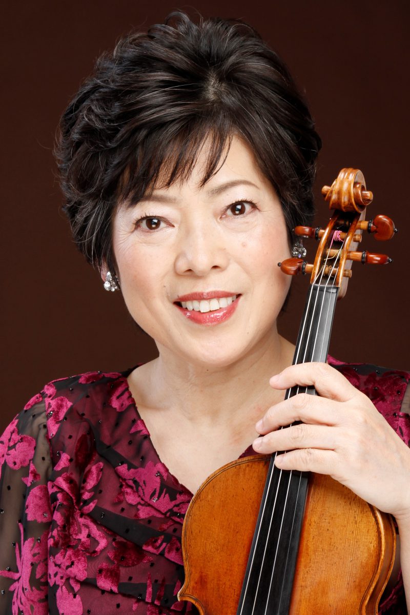 Machie Oguri, Violin